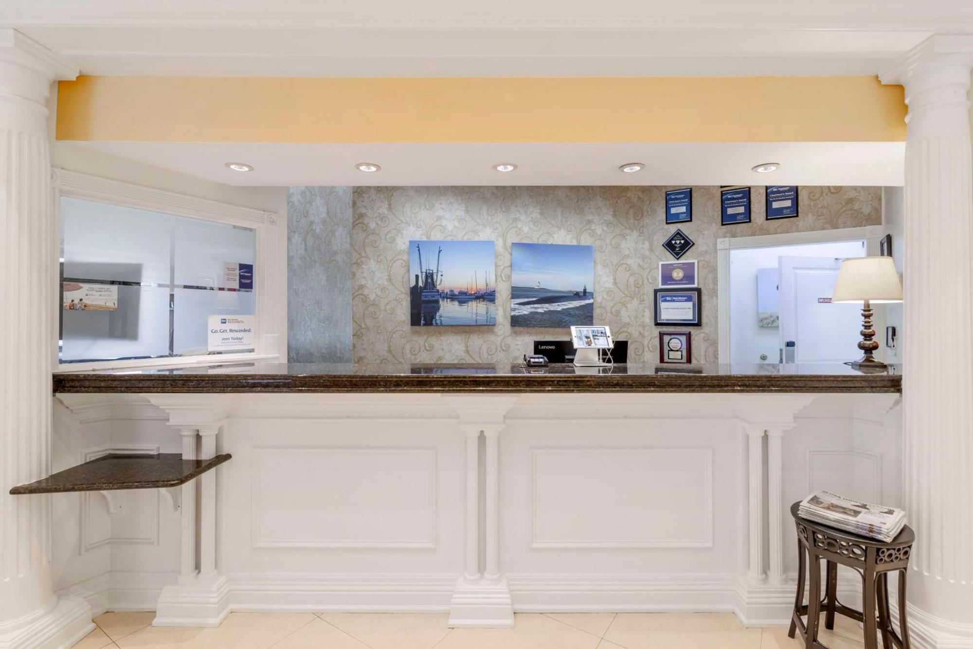 Best Western Plus Кингсленд Екстериор снимка