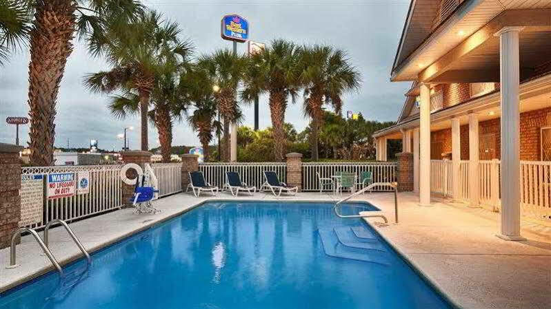 Best Western Plus Кингсленд Екстериор снимка